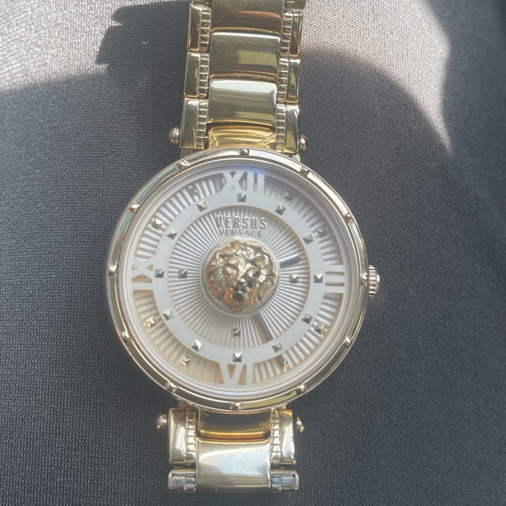 Versace Versus Gold Watch